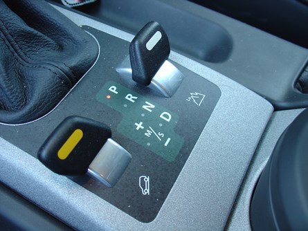 Used Land Rover Range Rover Estate (2002 - 2012) Practicality | Parkers