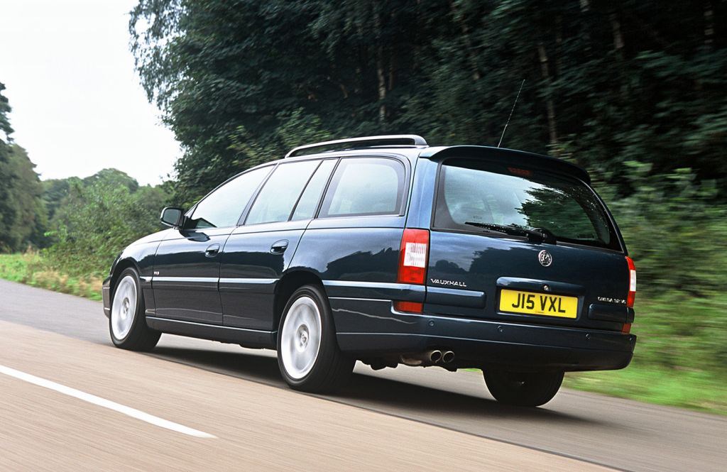 Куплю опель омега б универсал. Opel Omega Wagon. Опель Омега б 2.0 универсал. Opel Omega, 1994 универсал. Опель Омега б универсал 2.2.