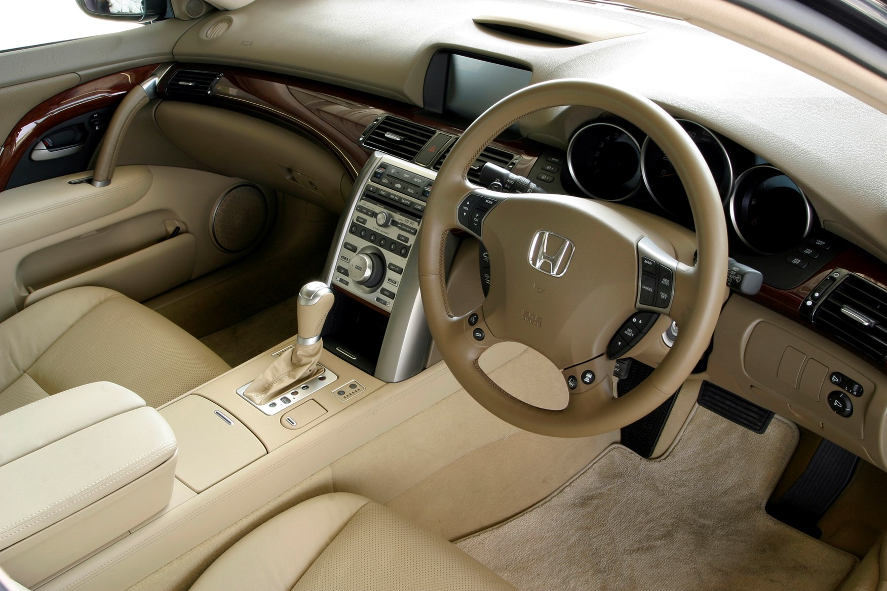 Honda Legend Saloon Review (2006 - 2007) | Parkers