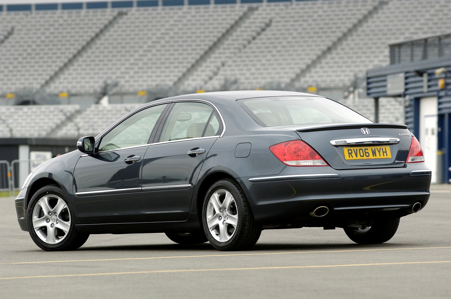 Used Honda Legend Saloon 2006 2007 Interior Parkers