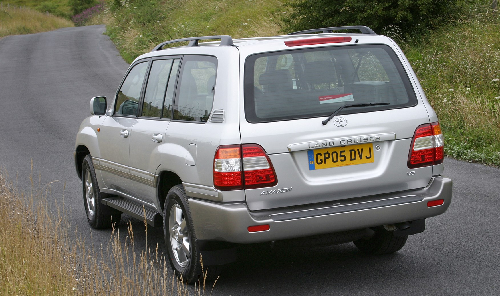 Used Toyota Land Cruiser Amazon Station Wagon 02 06 Review Parkers