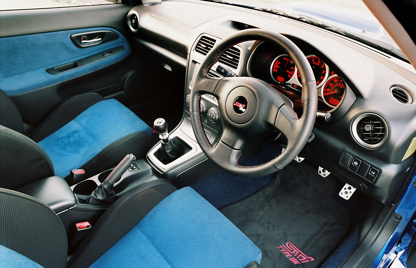 Used Subaru Impreza Saloon 2005 2008 Interior Parkers