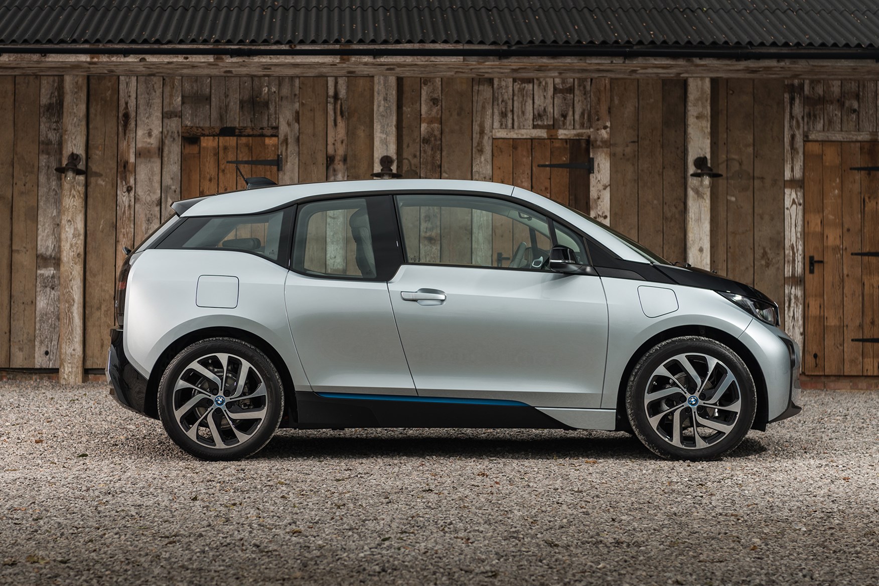 BMW i3 (2021) MPG, Running Costs, Economy & CO2 | Parkers