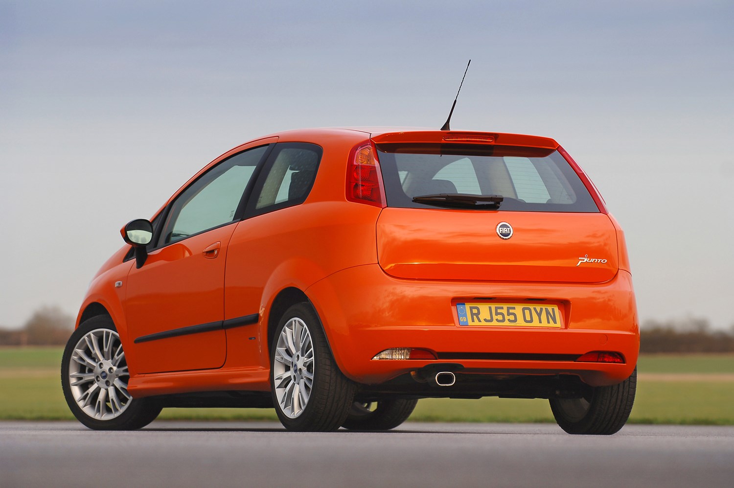 fiat grande punto rear diffuser