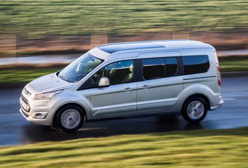 Ford Grand Tourneo Connect Review (2022) Parkers