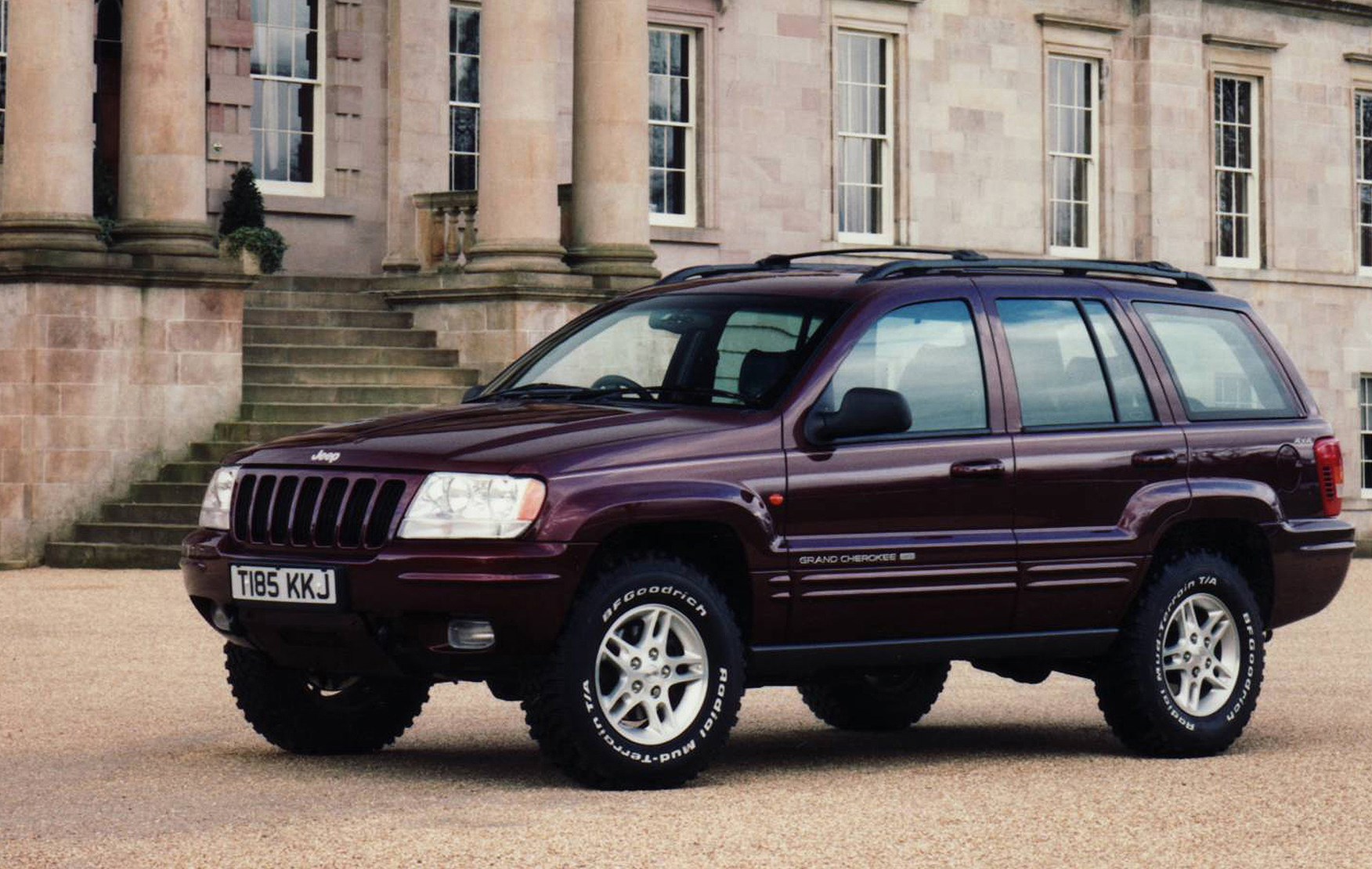 Модели гранд чероки. Jeep Grand Cherokee 1999. Jeep Grand Cherokee 2003. Jeep Grand Cherokee 2001. Гранд Чероки 2003 WJ.