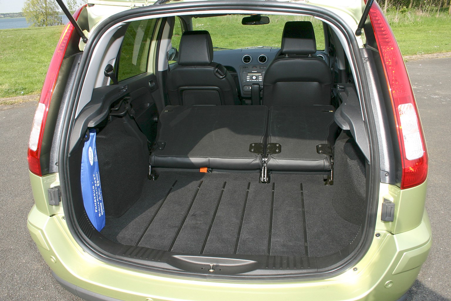 Ford Fusion 2008 багажник