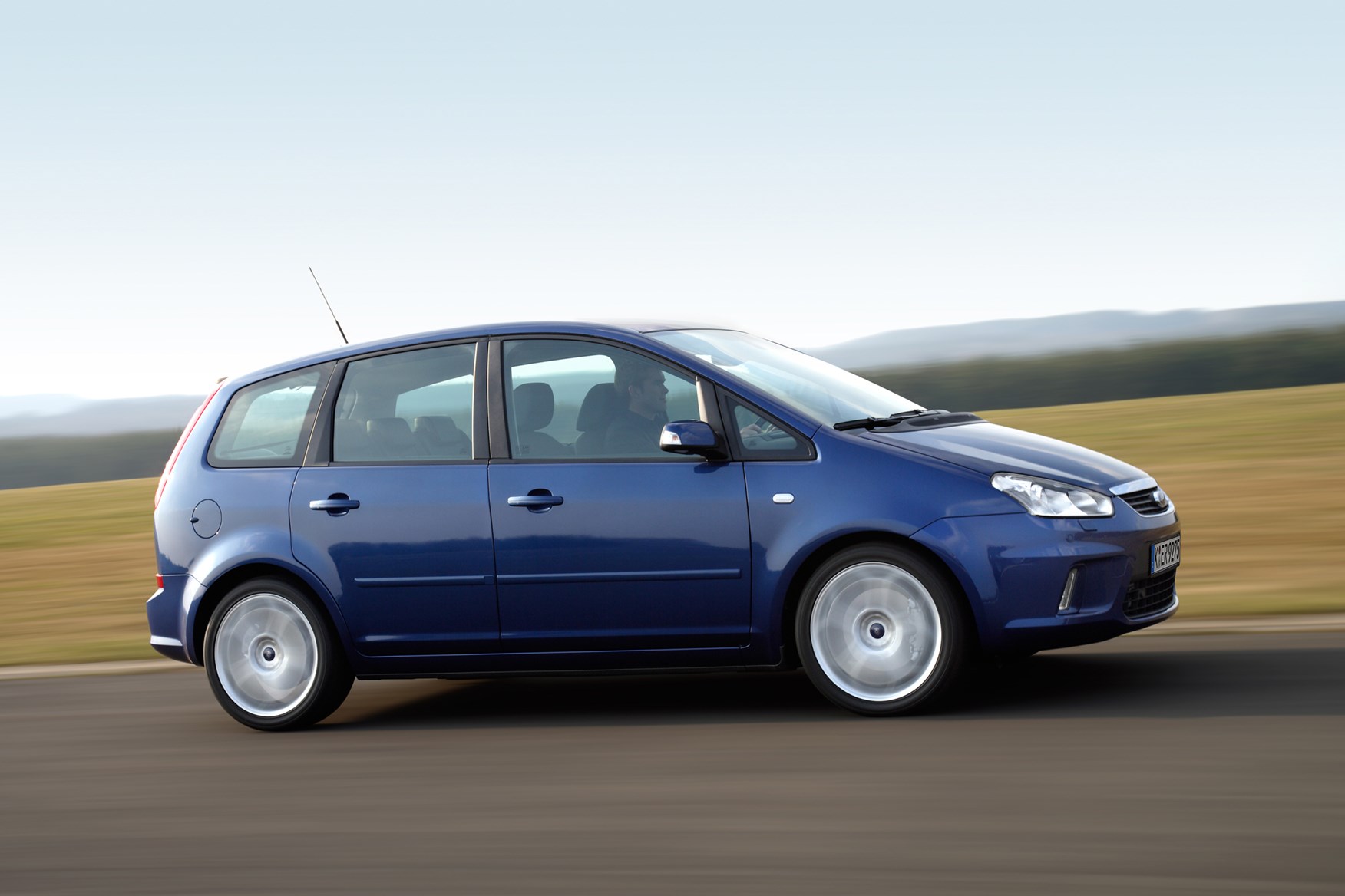 Used Ford Focus C Max Estate 03 10 Review Parkers