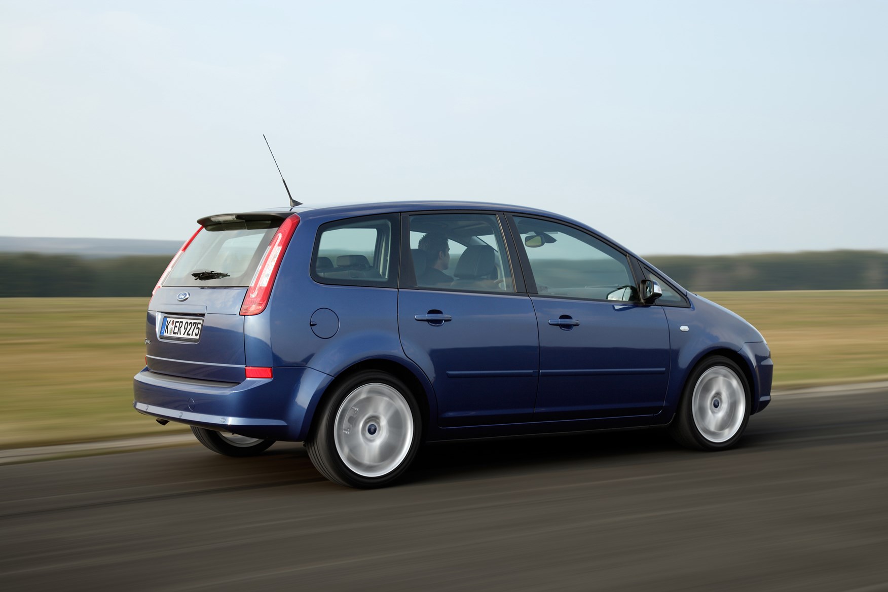 Ford Focus C-MAX Estate Review (2003 - 2010) | Parkers
