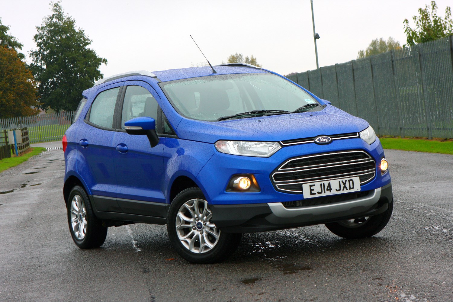 Ford ecosport 2015. Форд Экоспорт 2014. Ford Fiesta ECOSPORT. Ford ECOSPORT 1.