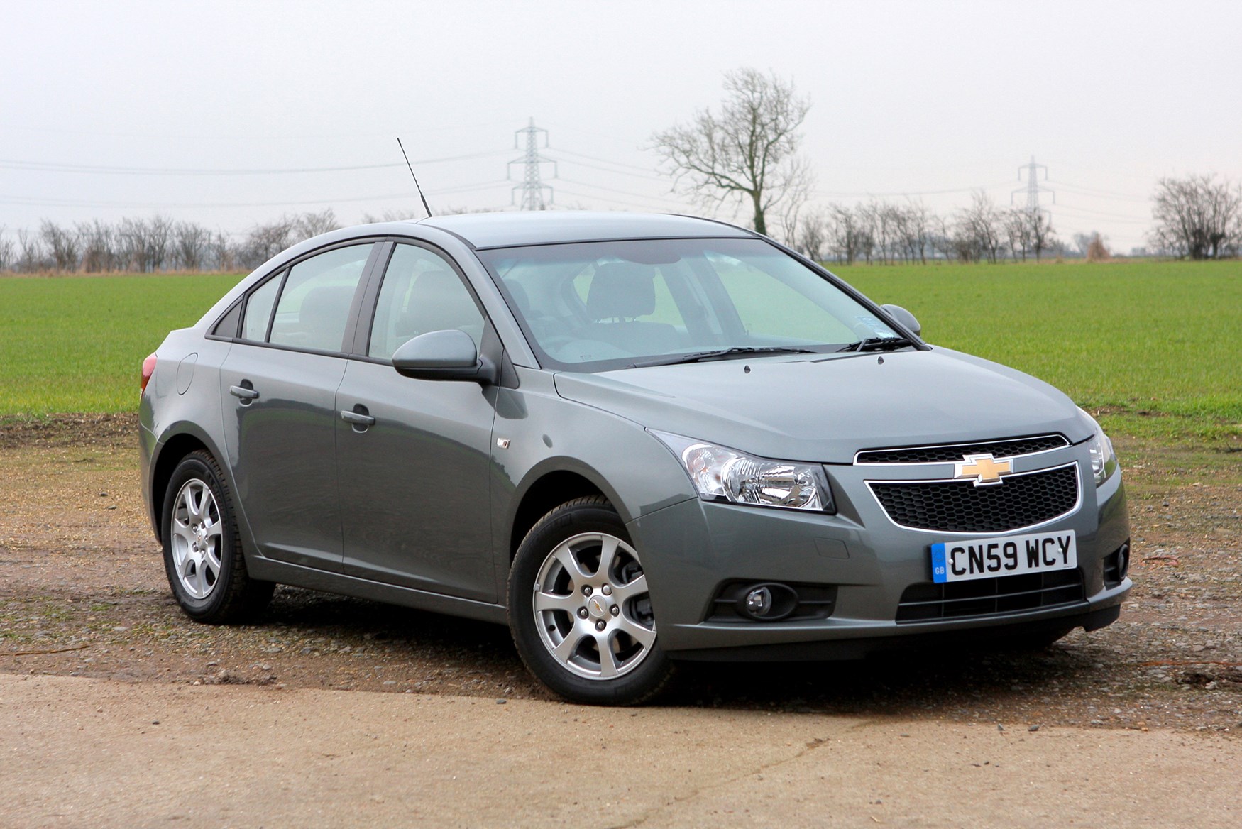 Used Chevrolet Cruze Saloon (2009 2011) Review Parkers
