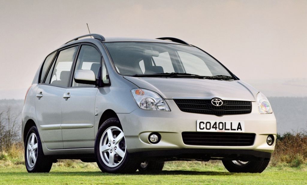 Used Toyota Corolla Verso 02 03 Review Parkers