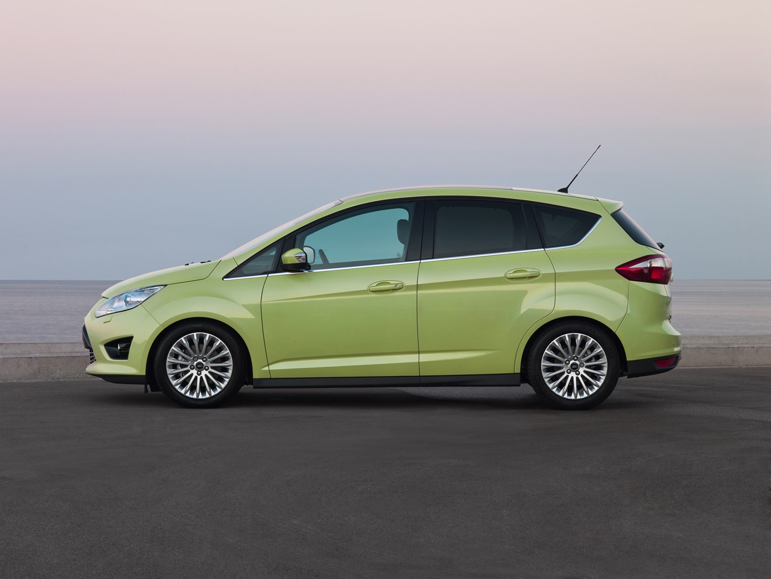 Used Ford C Max Estate 10 19 Review Parkers