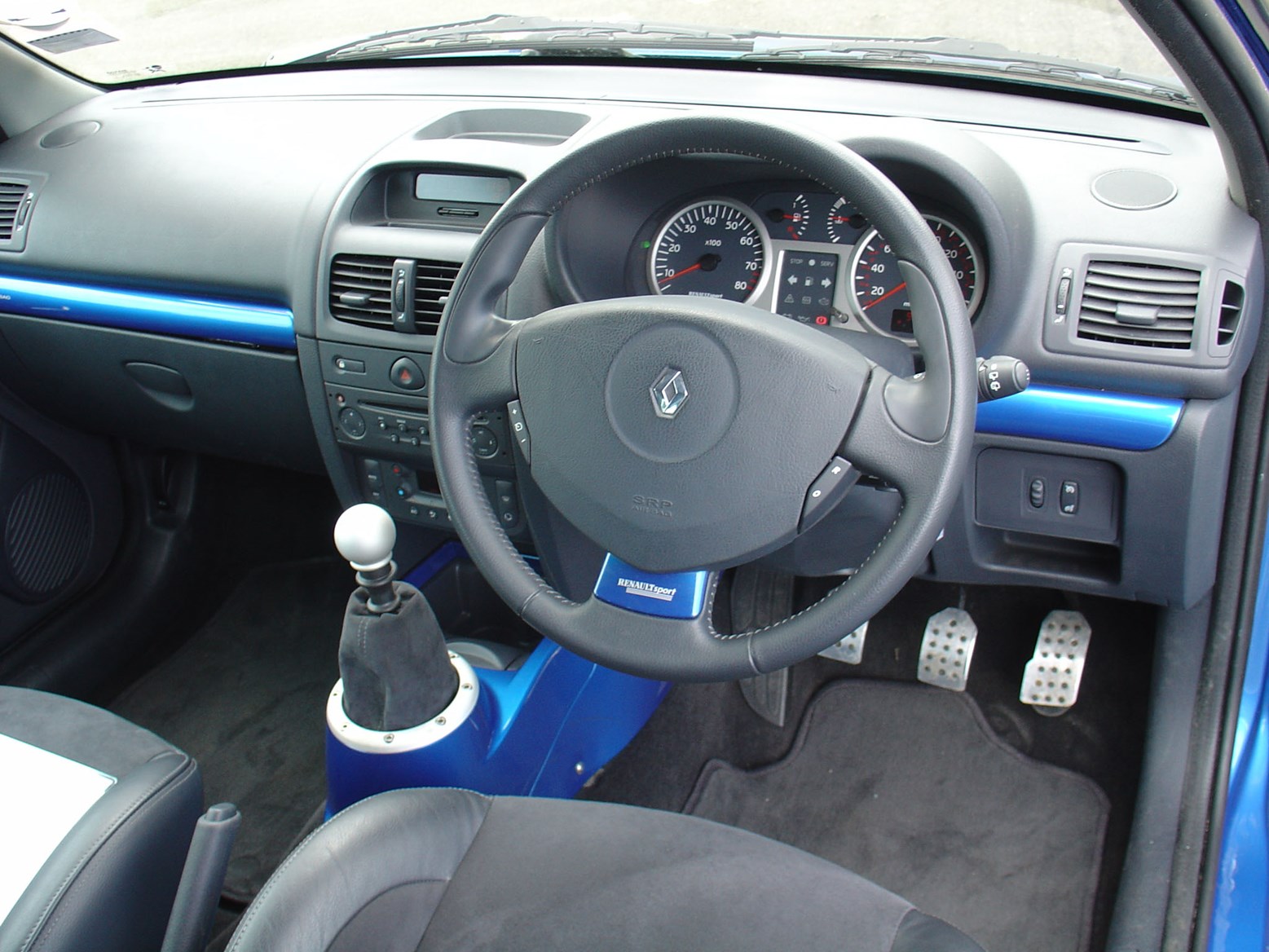 Used Renault Clio V6 2001 2005 Interior Parkers