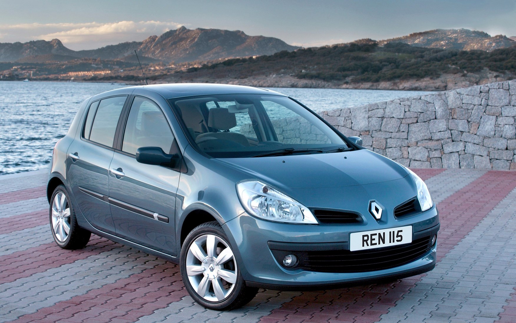 Renault Clio Dynamique 55 Plate Long Mot Full Service History Car