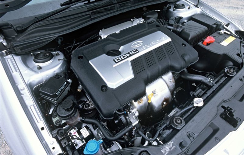Used Kia Cerato Saloon (2004 2006) Engines Parkers