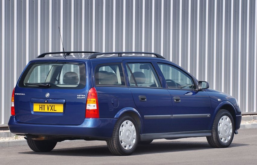 Used Vauxhall Astra Estate (1998 - 2004) Review | Parkers