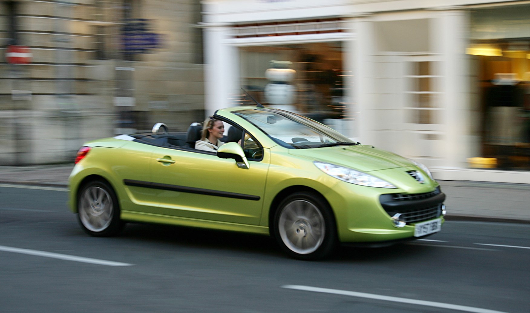Peugeot 207 CC Review (2007 2014) Parkers