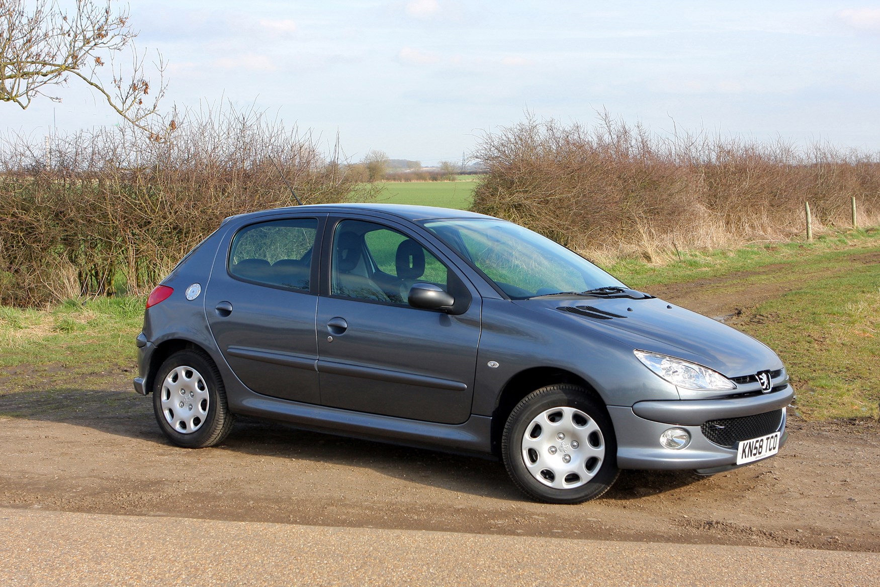 Peugeot 206 Hatchback 1998 2009 Features Equipment And