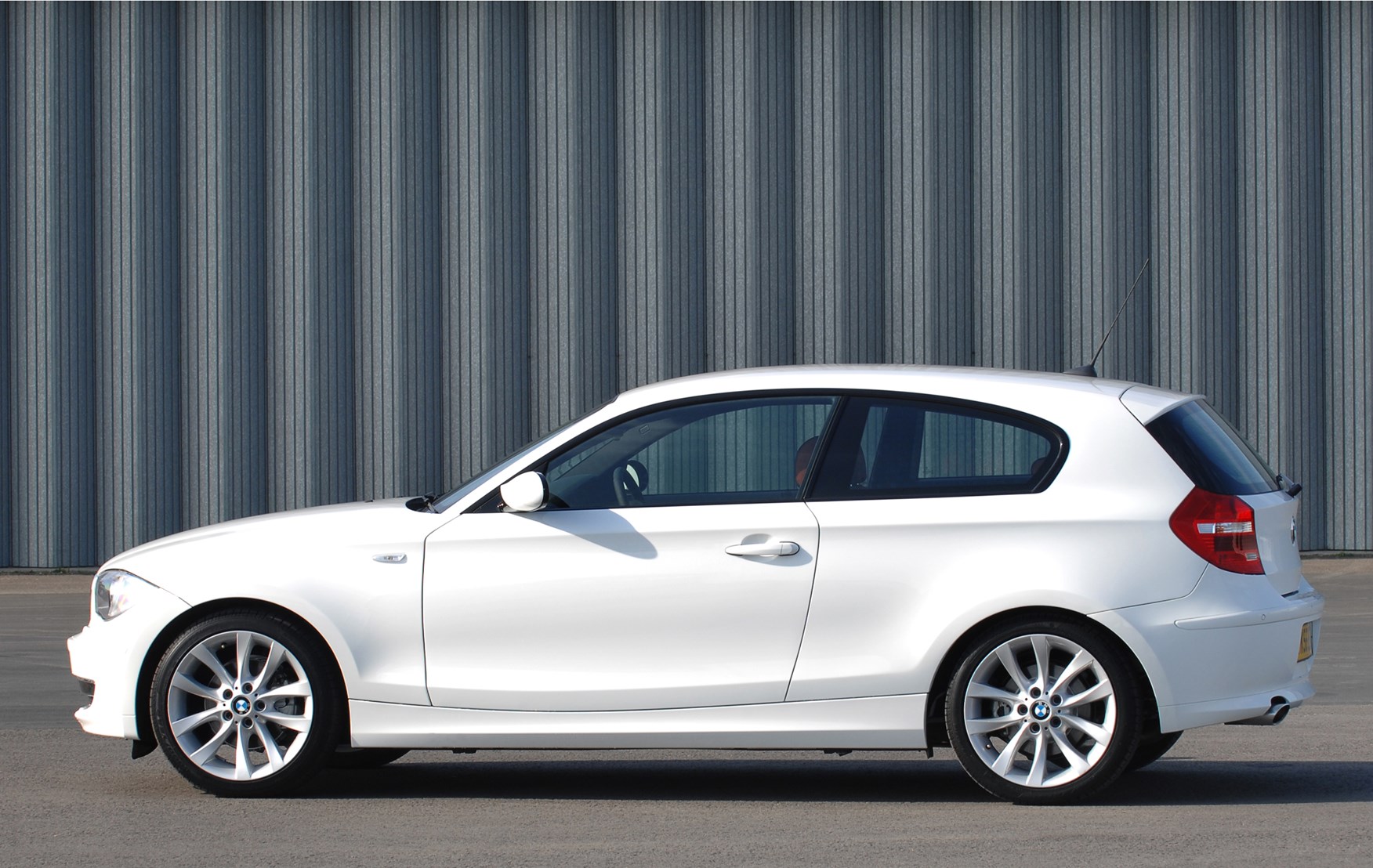 BMW 1Series Hatchback Review (2004 2011) Parkers