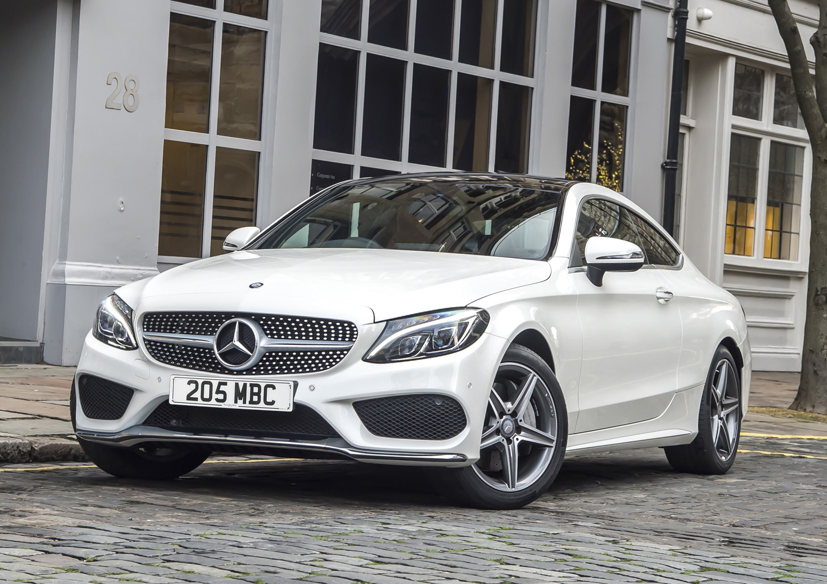 Mercedes Benz C Cl Coupe Review Parkers Mercedes Benz C Cl Coupe 2016 Static Exterior