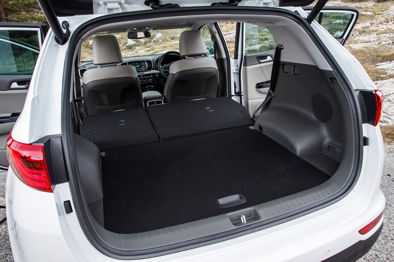 Kia Sportage (2021) Practicality, Boot Space & Dimensions Parkers