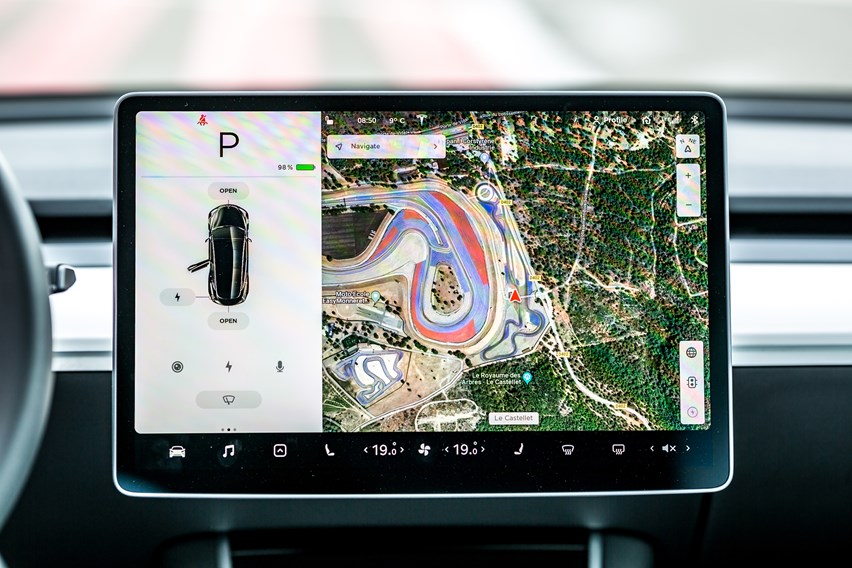Tesla Model 3 2021 MPG Running Costs Economy CO2 Parkers