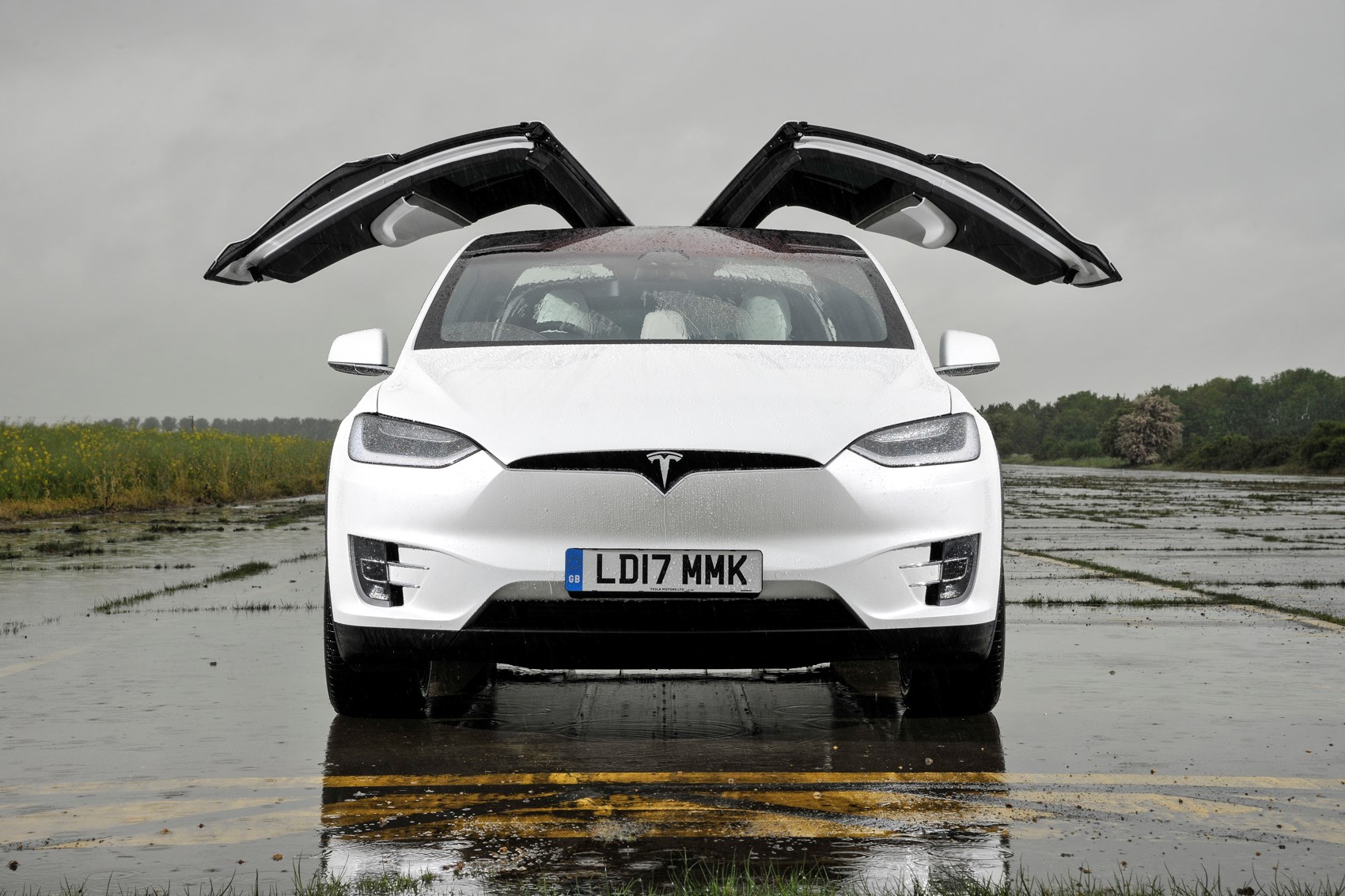 Tesla Model X Review 2020 Parkers