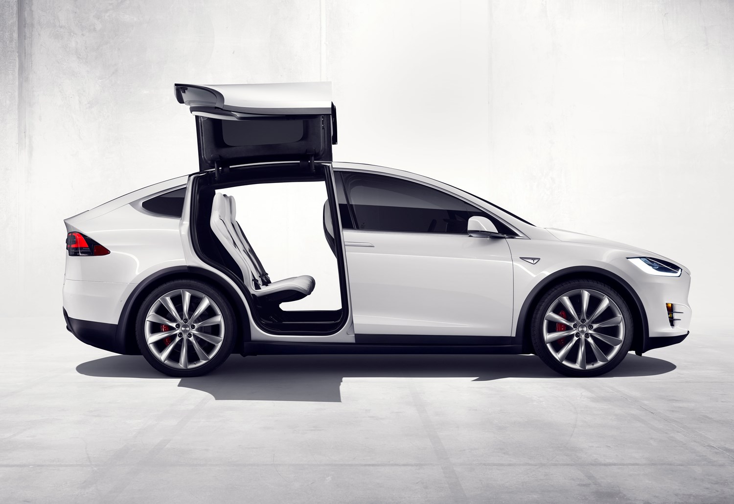 Tesla Model X Review Parkers