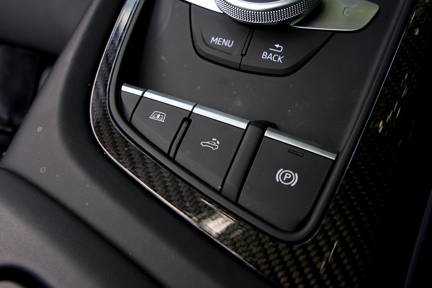 Audi R8 Spyder (2021) Practicality & Boot Space | Parkers