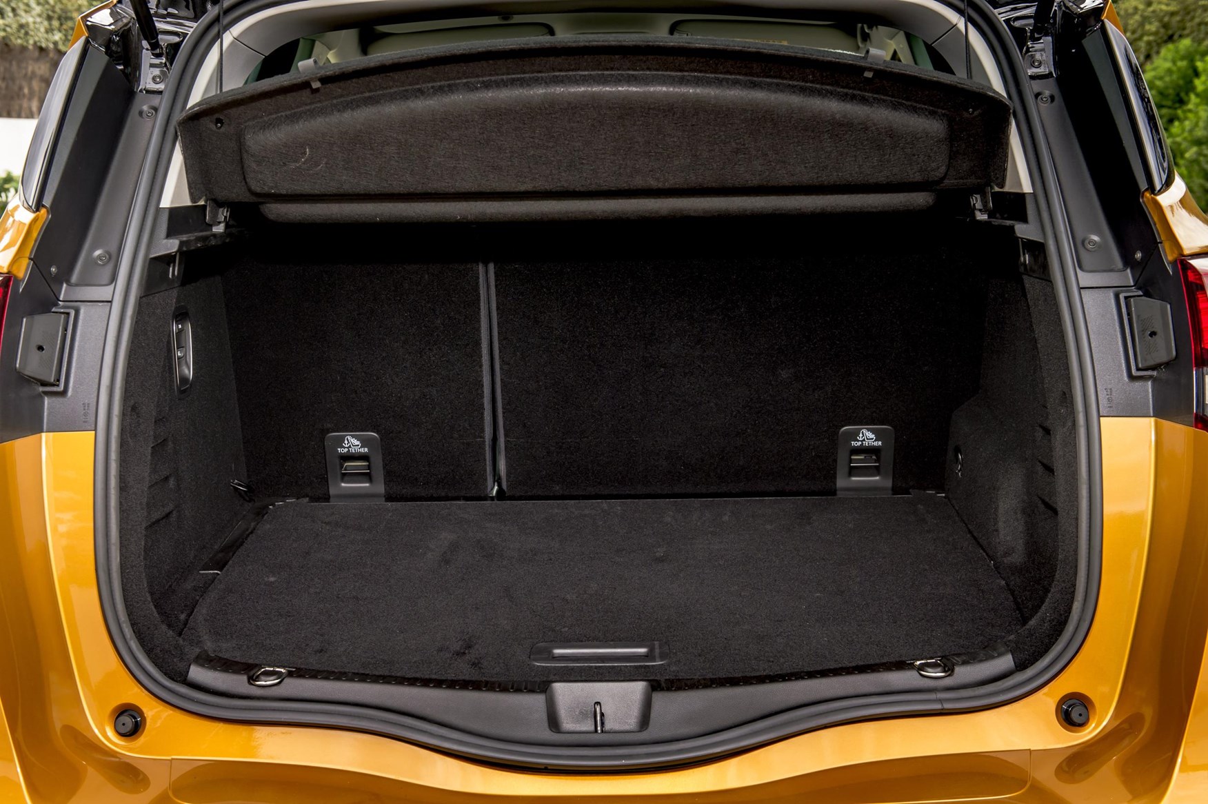 renault megane top tether