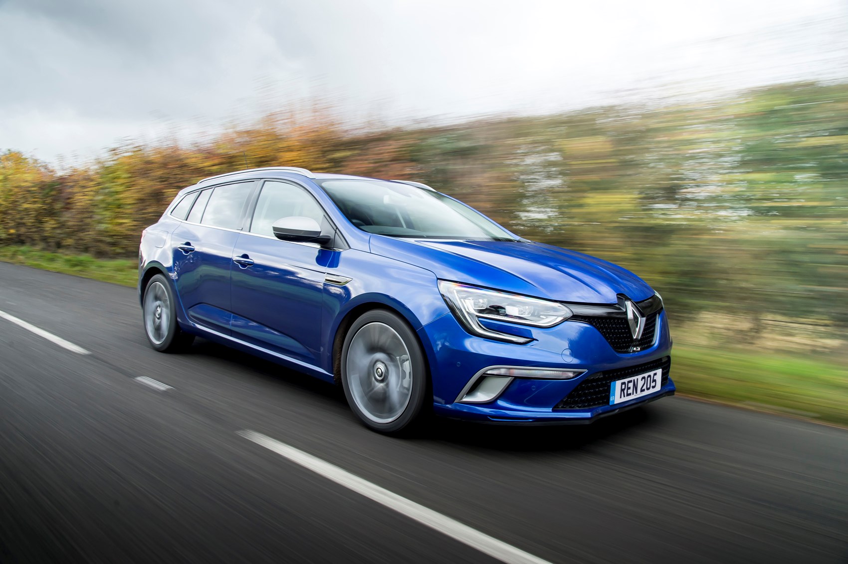 Renault Megane Sport Tourer Review 21 Parkers