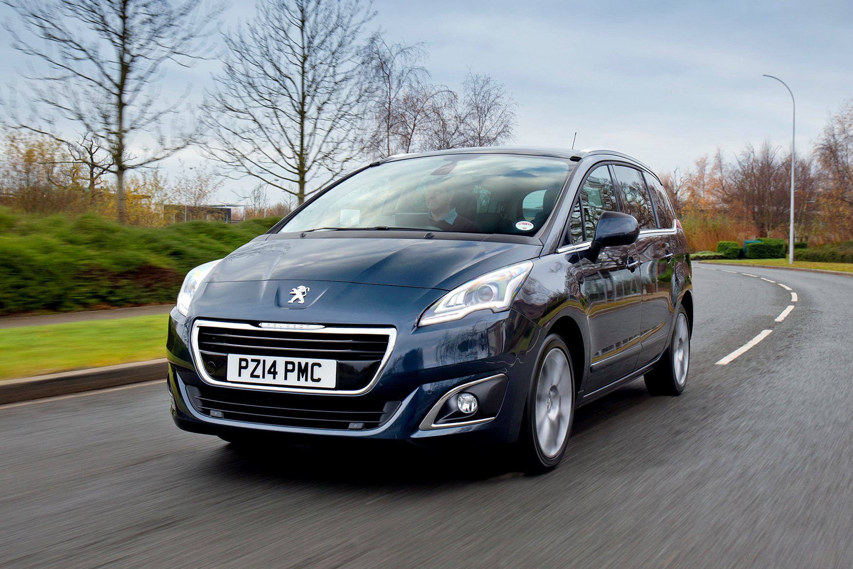 2014peugeot5008mpv(6).jpg