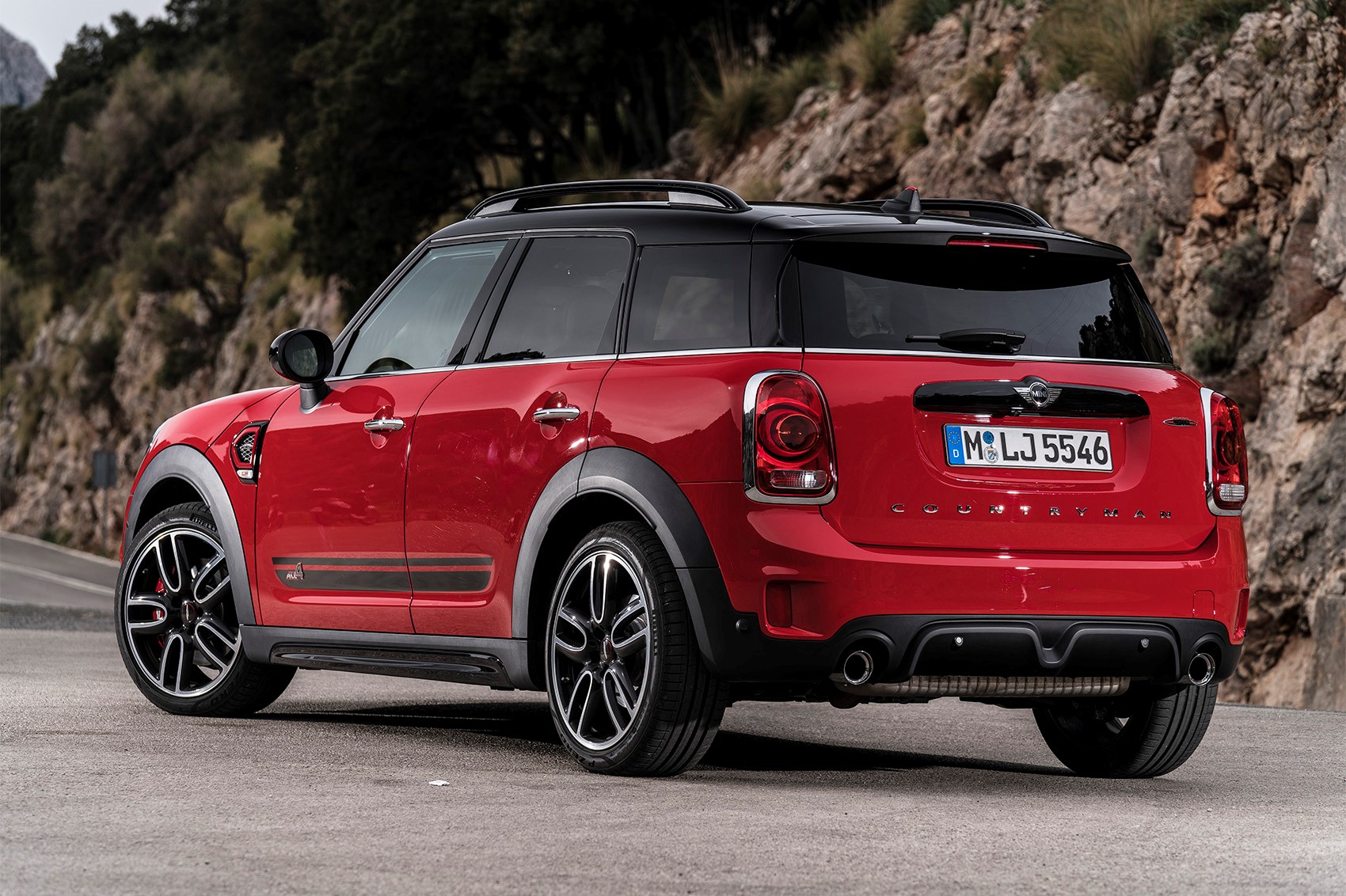 Early drive MINI Countryman JCW Parkers