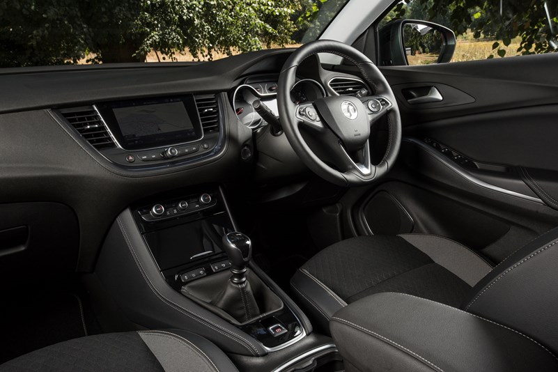 Vauxhall Grandland X Review (2021) Parkers