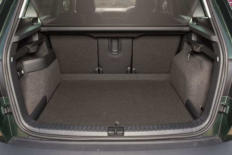 Skoda Karoq Trunk Dimensions: How To Make The Most Of Your Space - b88b60a