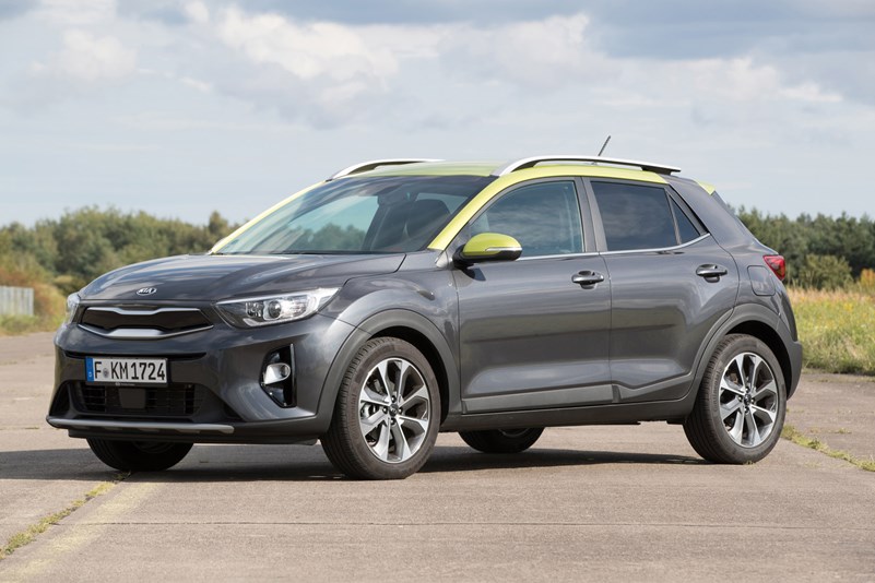 Kia Stonic Review (2021) | Parkers