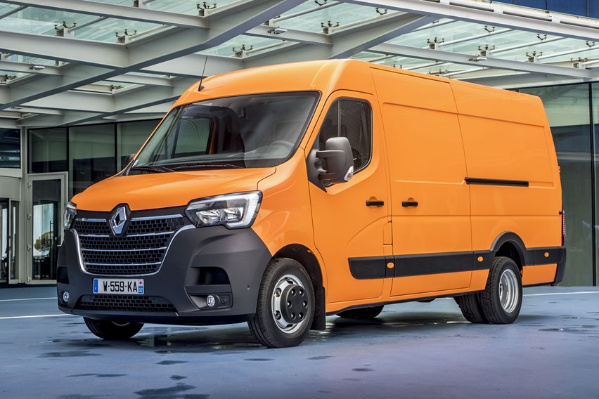 Renault Master review (2021) Parkers