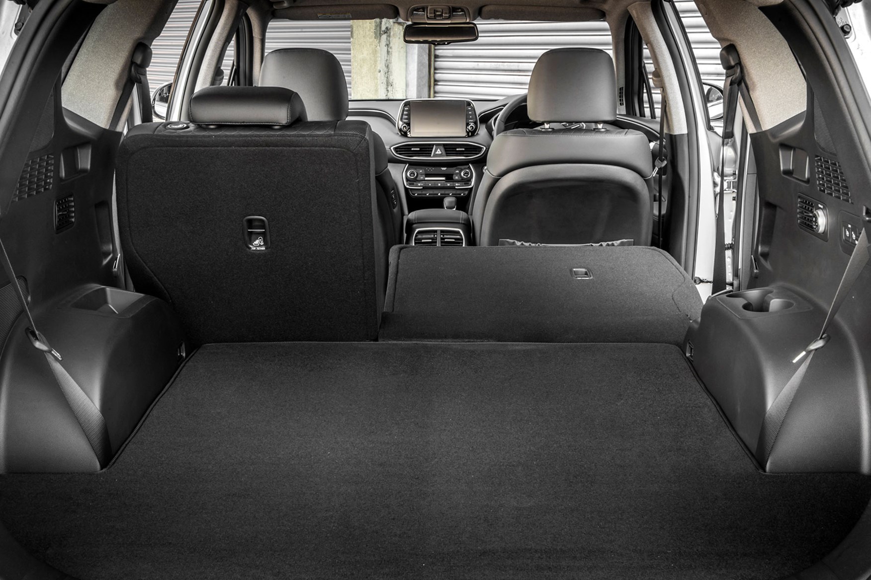 Hyundai Santa Fe (2020) Practicality, Boot Space & Dimensions Parkers