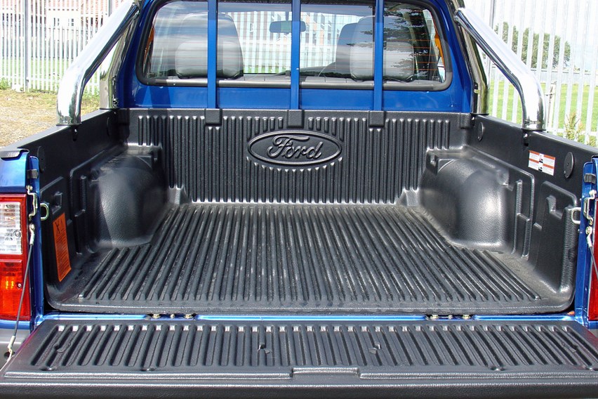 Ford Ranger pickup dimensions (19992006), capacity, payload, volume