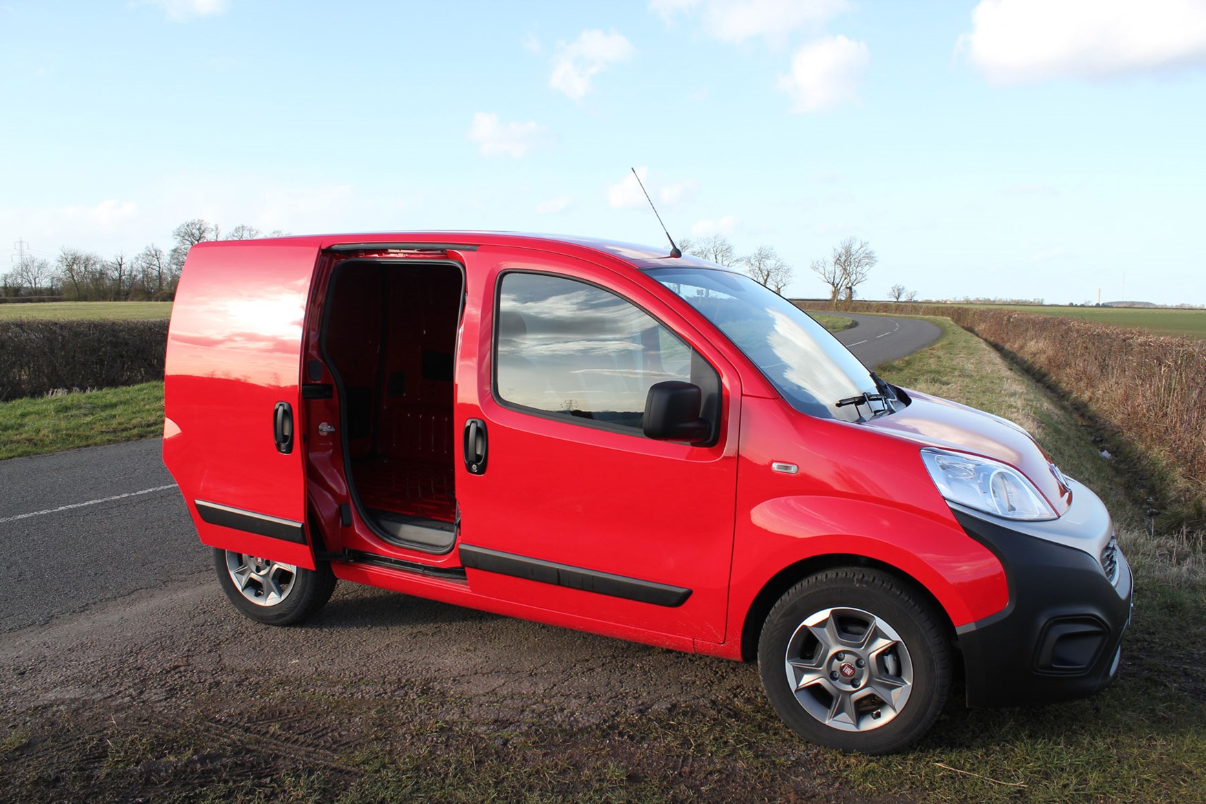 Fiat Fiorino van review (2021) Parkers