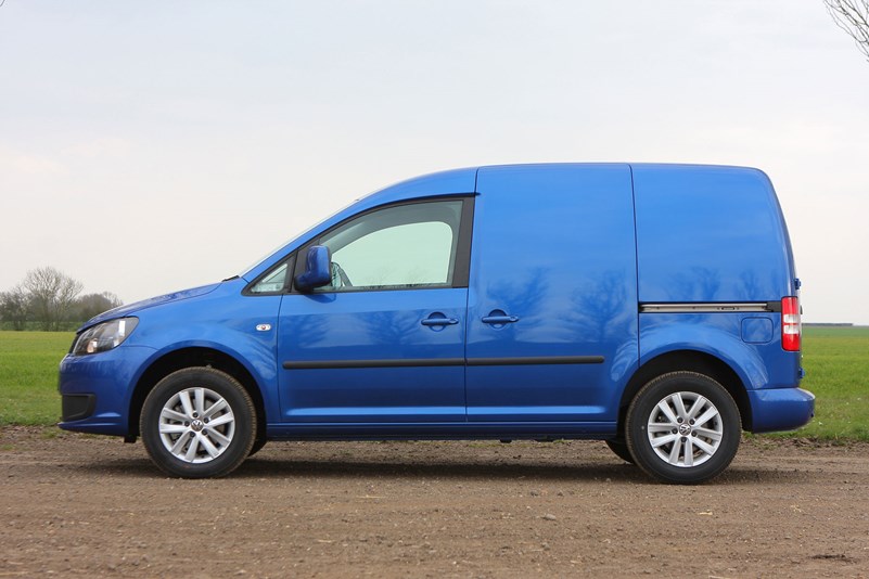 Volkswagen caddy 2010 год