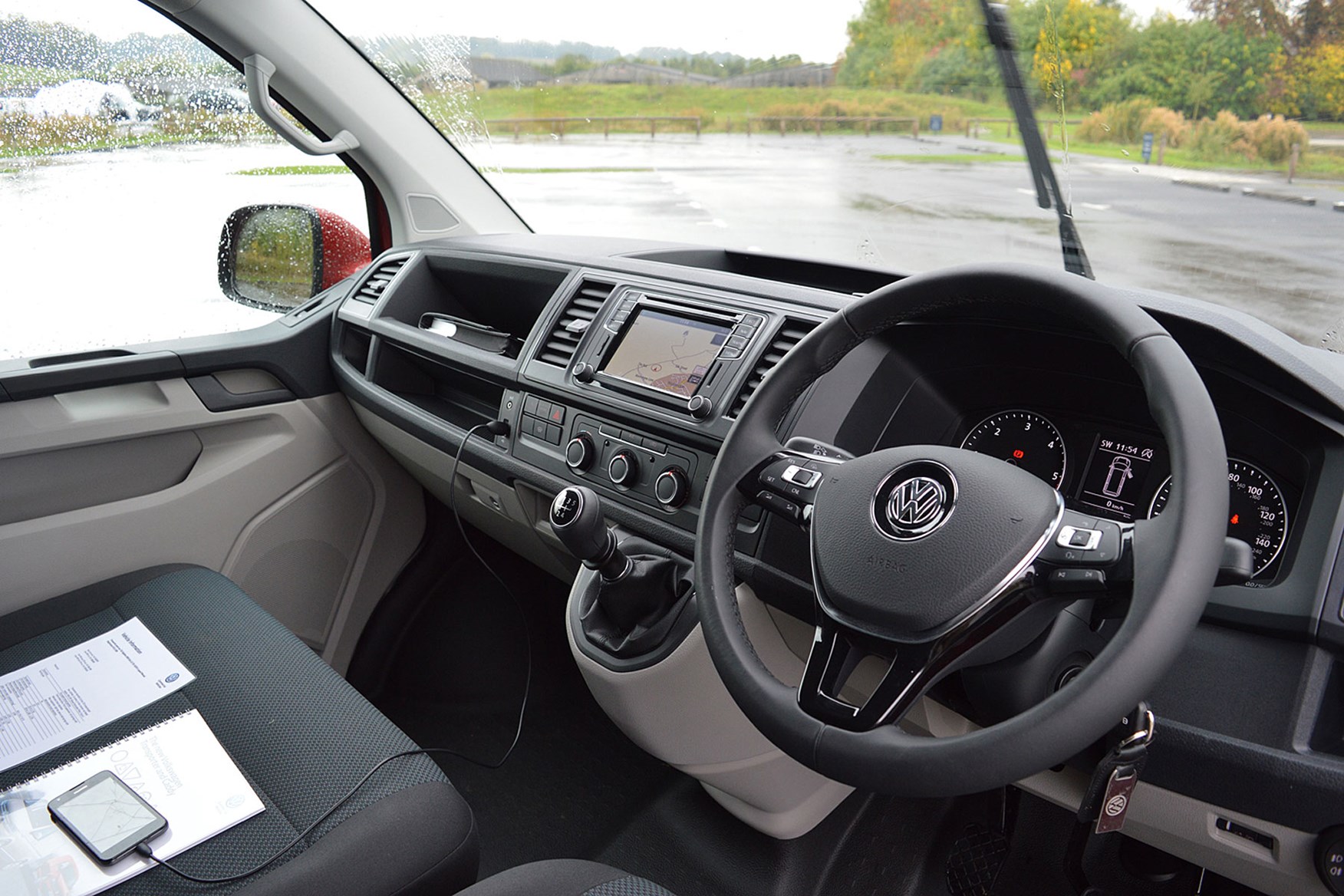 Volkswagen Transporter van review (2015-on) | Parkers Volkswagen Transporter van review (2015-on) | Parkers