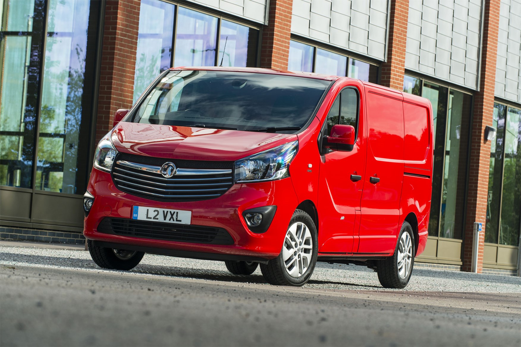 New Vauxhall Vivaro van for 2019  Parkers