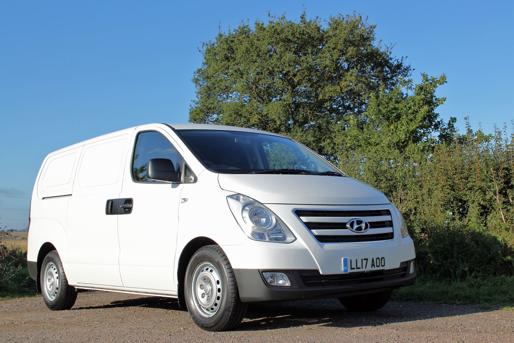 Best medium vans 2018 Parkers