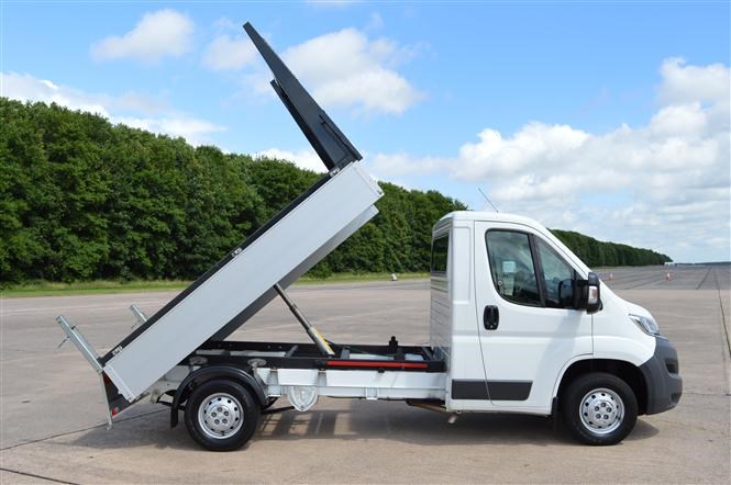 Best payload for 3.5t tipper | Parkers