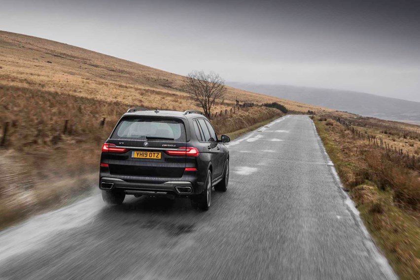 BMW X7 (2021) Practicality, Boot Space & Dimensions | Parkers