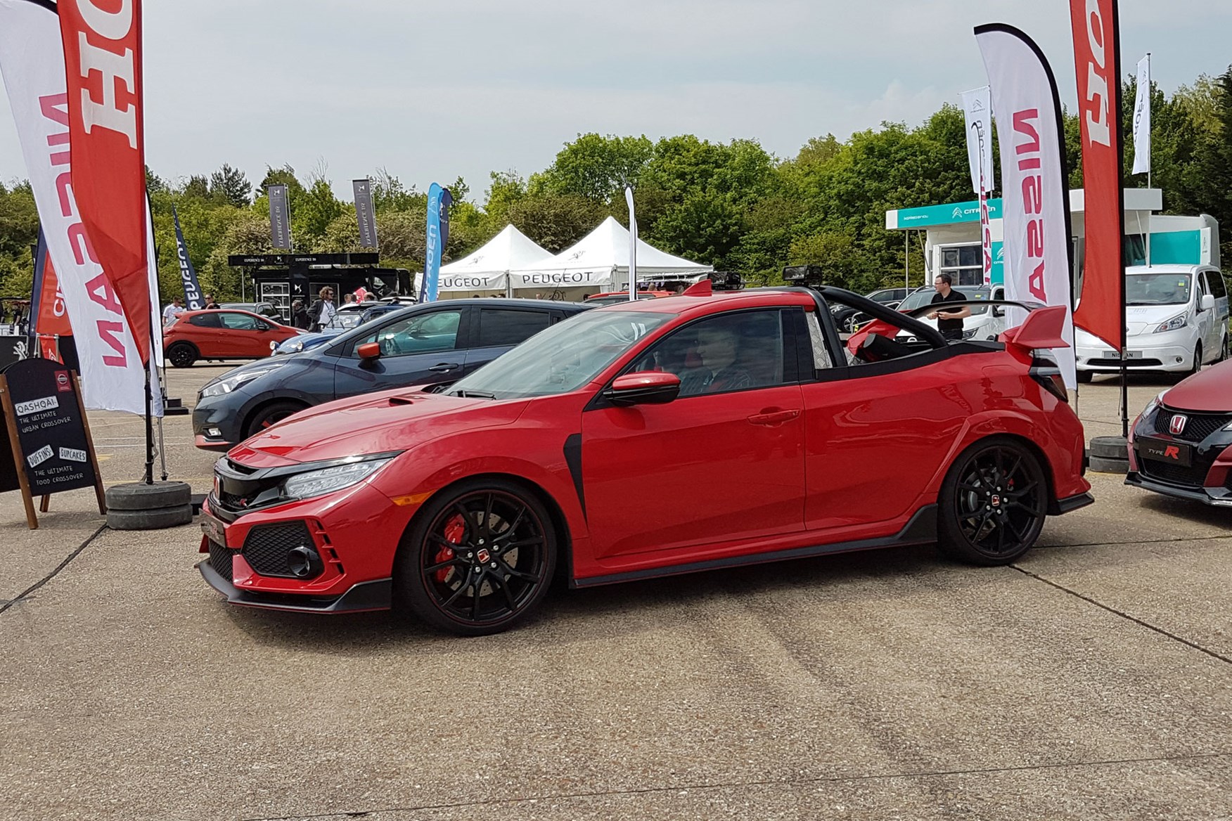 Review 2018 Honda Civic Type R pickup truck driven! Parkers