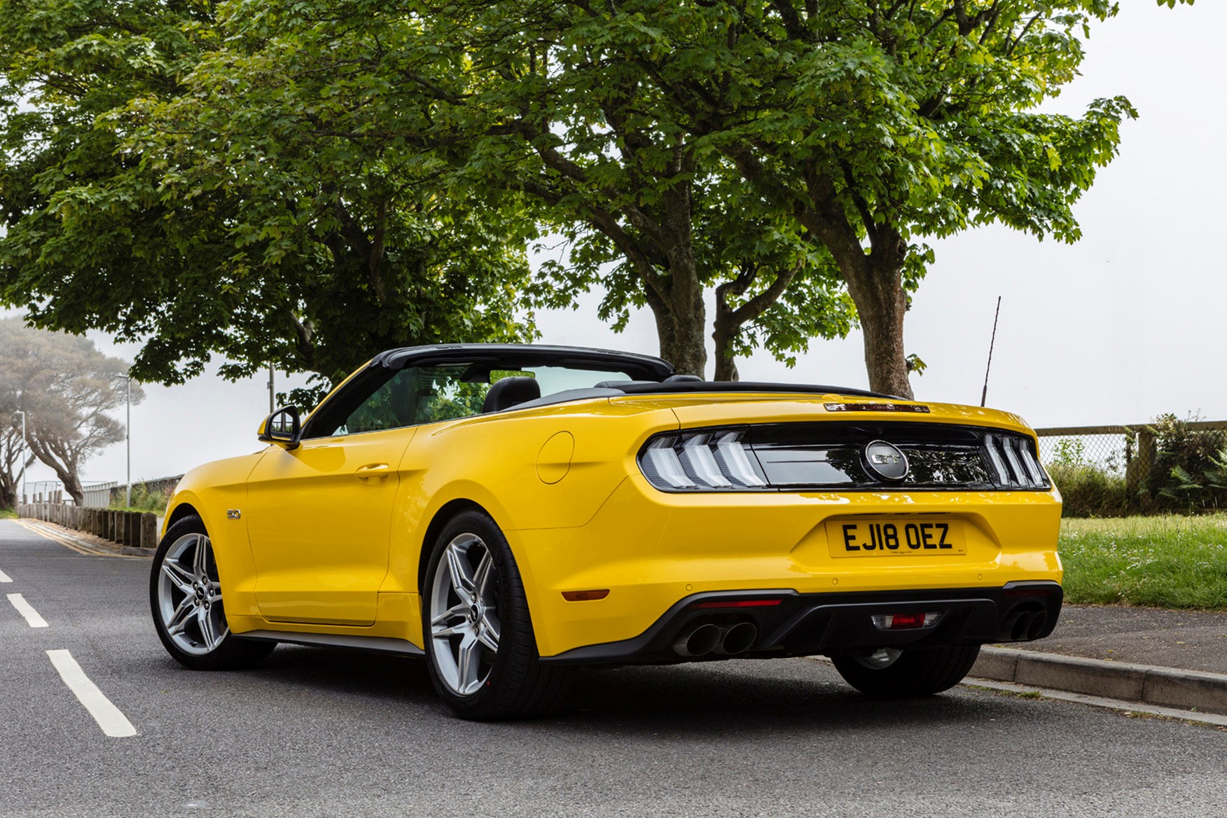 Ford Mustang Convertible Review (2021) | Parkers