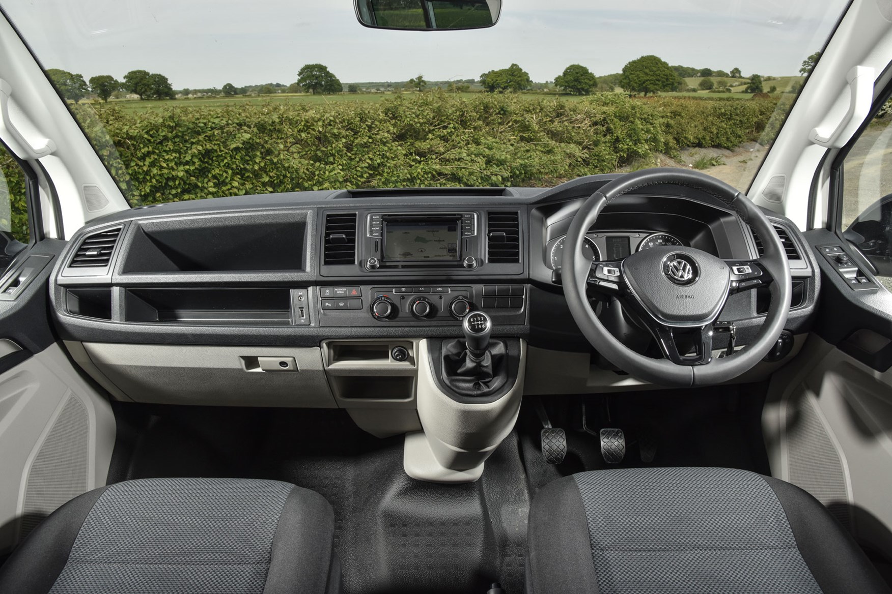 VW Transporter Edition kombi 150 TDI review | Parkers